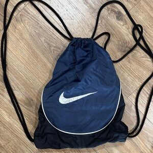 Nike drawstring bag